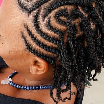 Tresses plaquées (cornrows) FEMME