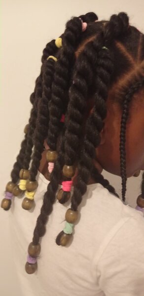Vanille coiffure enfant