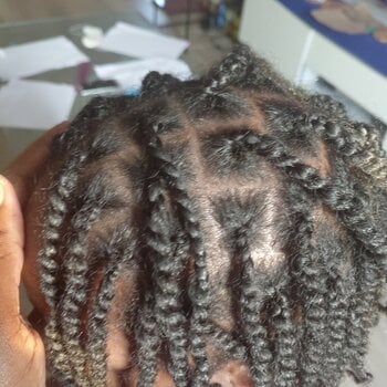 Vanilles sur cheveux crépus 