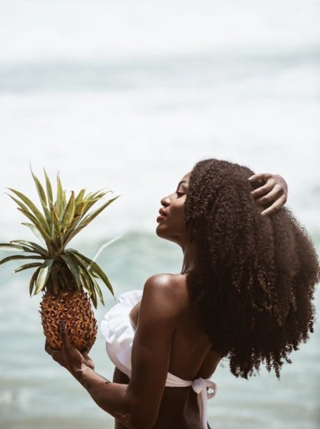 8 CONSEILS POUR PRENDRE SOIN DE SES CHEVEUX À L’APPROCHE DE L’ÉTÉ 8 CONSEILS POUR PRENDRE SOIN DE SES CHEVEUX À L’APPROCHE DE L’ÉTÉ