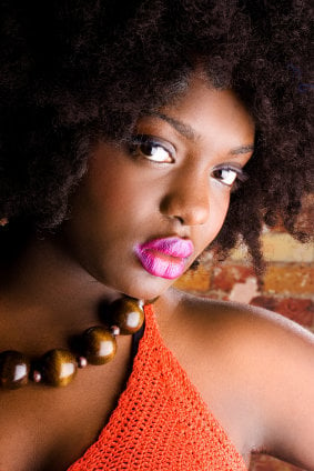 Cheveux afro : A bas les préjugés !