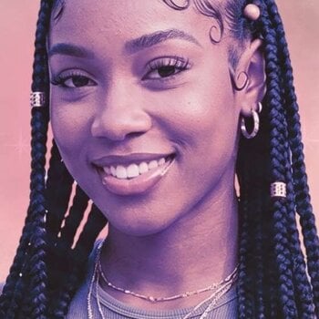 Prendre soin de ses baby hair sur cheveux crépus