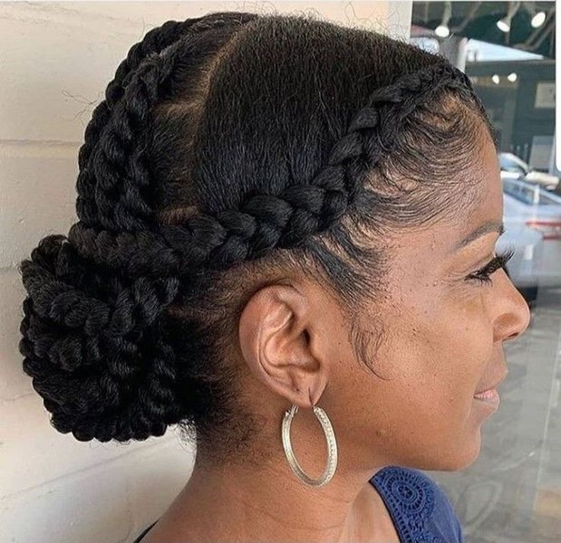 chignon_afro