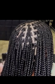 Knotless braids